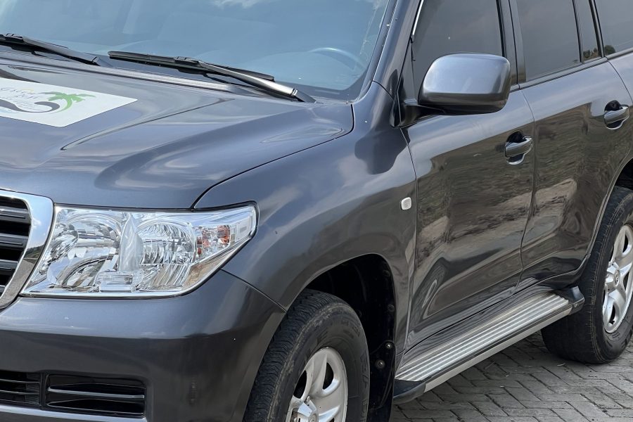 Toyota Land-cruiser 2010