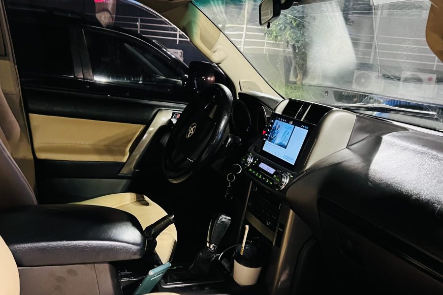 Toyota Land-Cruser 2016