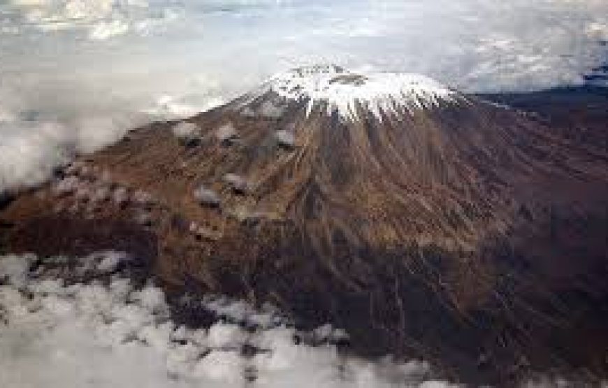 Mount Karisimbi Hike